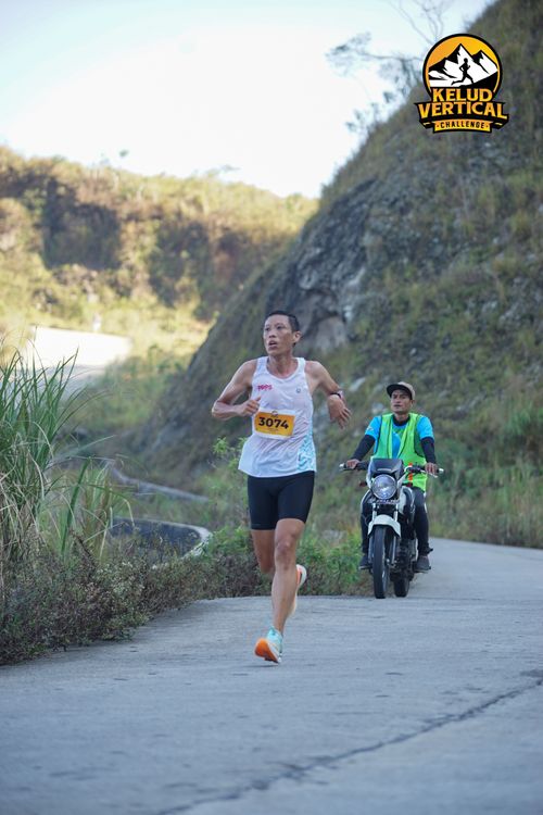 Race photo from Kelud Vertical Challenge 2024