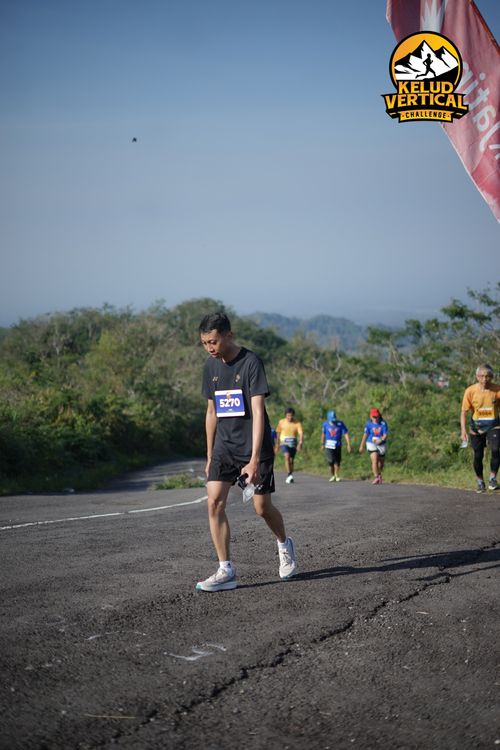 Race photo from Kelud Vertical Challenge 2024