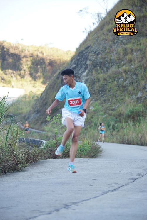 Race photo from Kelud Vertical Challenge 2024