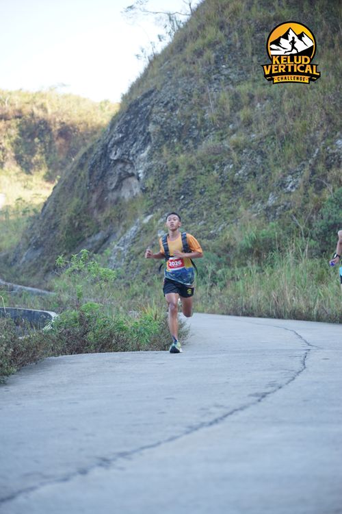Race photo from Kelud Vertical Challenge 2024