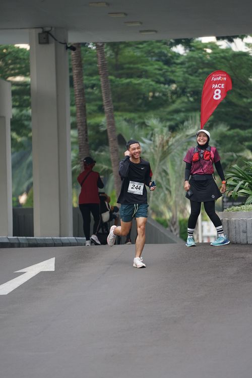 Race photo from Assurance Fun Run 2024