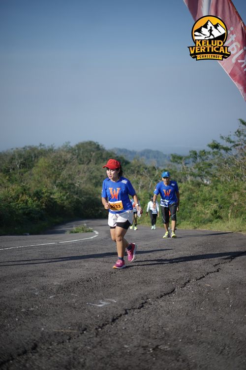 Race photo from Kelud Vertical Challenge 2024