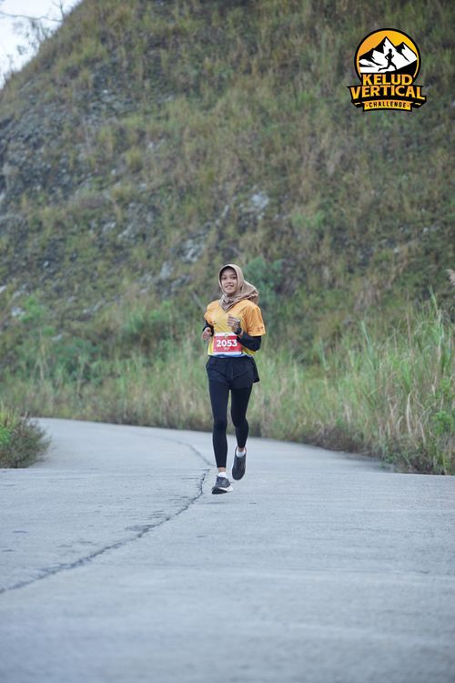 Race photo from Kelud Vertical Challenge 2024