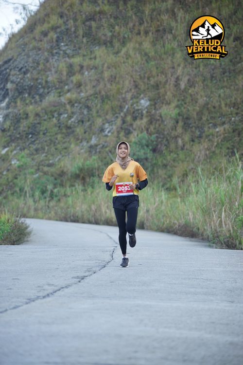Race photo from Kelud Vertical Challenge 2024