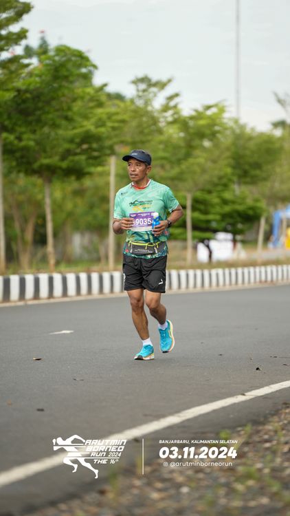 Race photo from Arutmin Borneo Run 2024