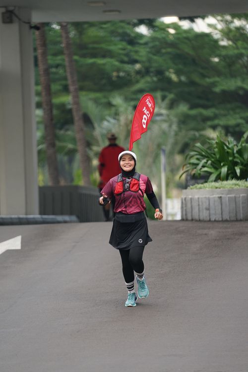 Race photo from Assurance Fun Run 2024