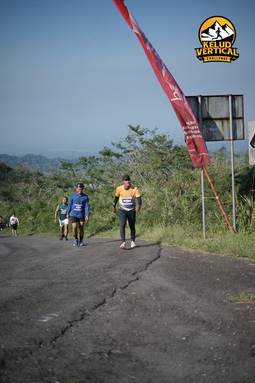 Race photo from Kelud Vertical Challenge 2024