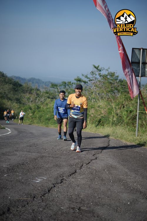 Race photo from Kelud Vertical Challenge 2024