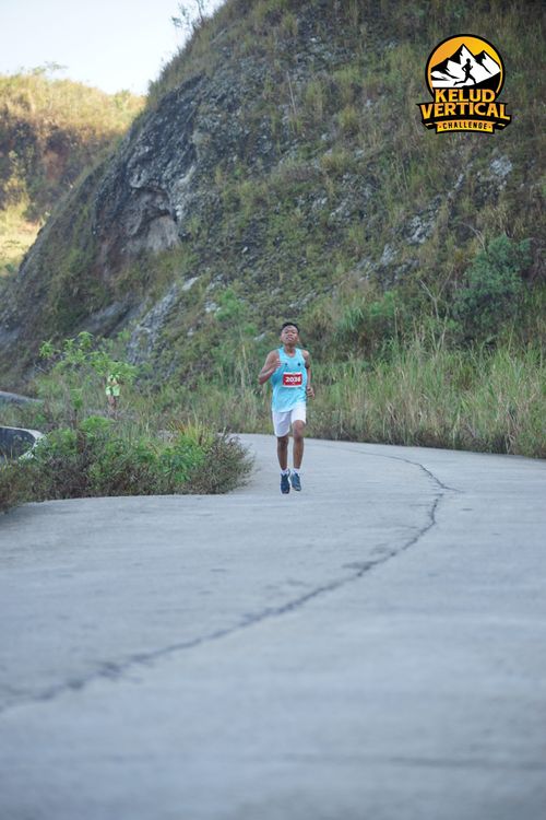 Race photo from Kelud Vertical Challenge 2024