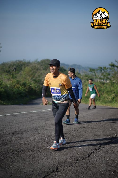 Race photo from Kelud Vertical Challenge 2024