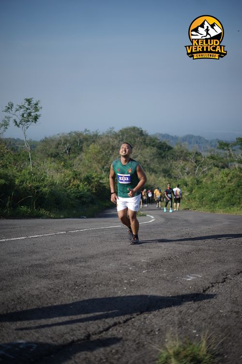 Race photo from Kelud Vertical Challenge 2024