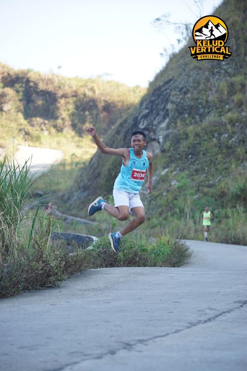Race photo from Kelud Vertical Challenge 2024