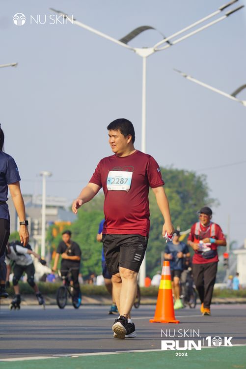 Race photo from Nu Skin Run 10K