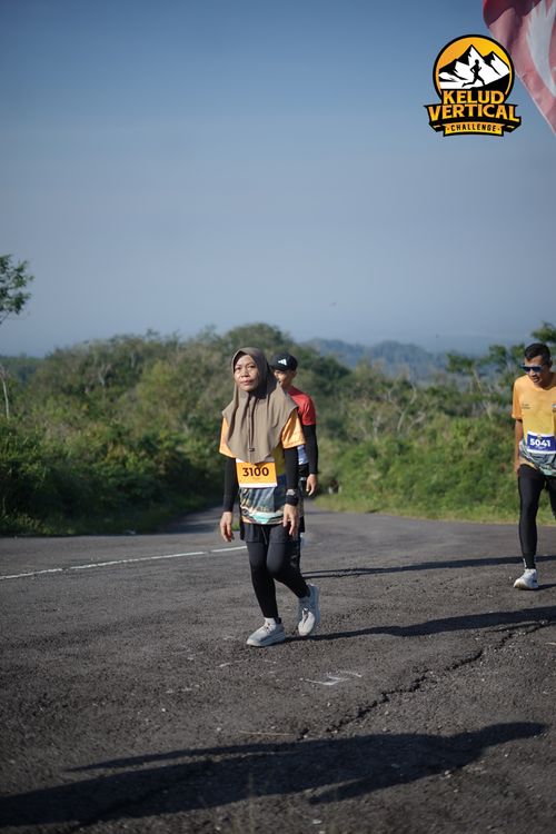 Race photo from Kelud Vertical Challenge 2024