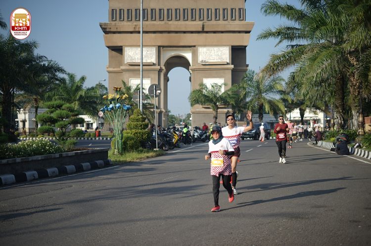 Race photo from Kediri Half Marathon 2024