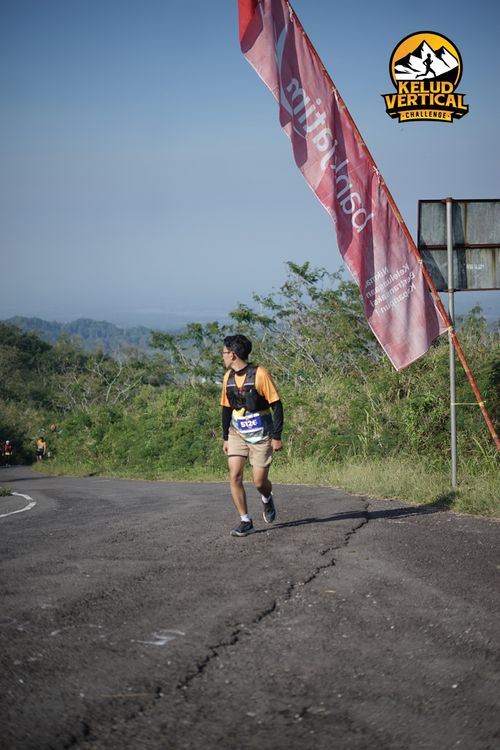 Race photo from Kelud Vertical Challenge 2024