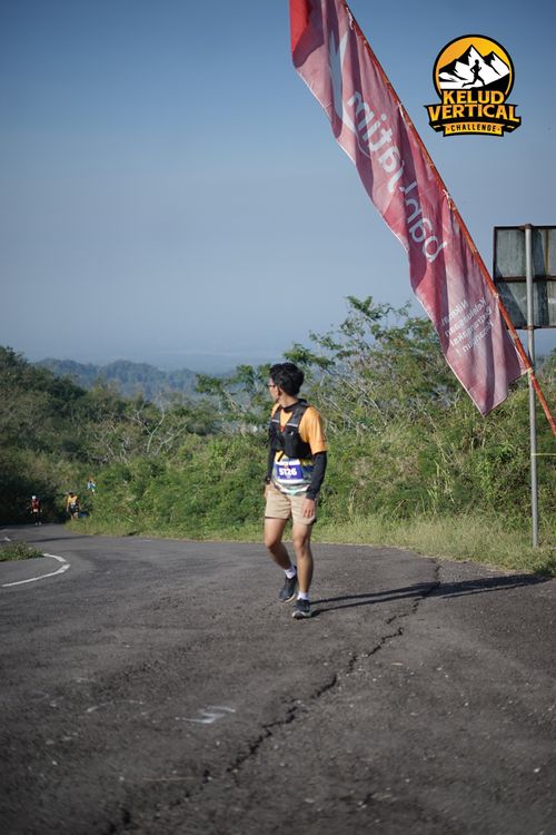 Race photo from Kelud Vertical Challenge 2024