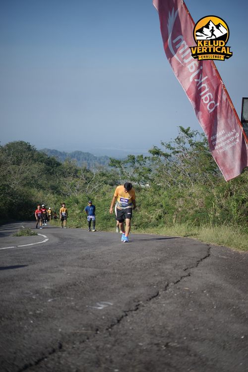 Race photo from Kelud Vertical Challenge 2024