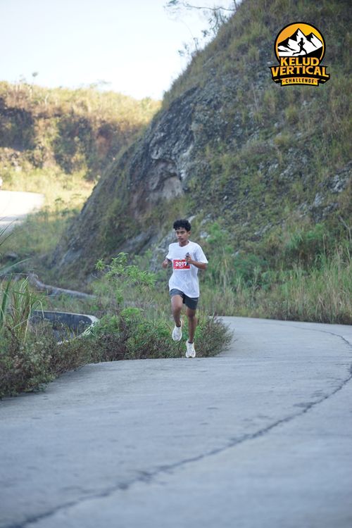 Race photo from Kelud Vertical Challenge 2024