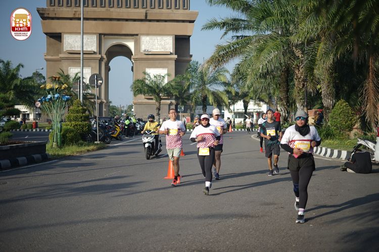 Race photo from Kediri Half Marathon 2024