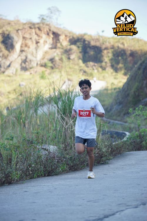 Race photo from Kelud Vertical Challenge 2024