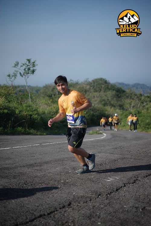 Race photo from Kelud Vertical Challenge 2024