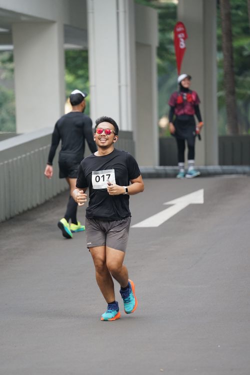 Race photo from Assurance Fun Run 2024