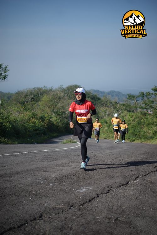 Race photo from Kelud Vertical Challenge 2024