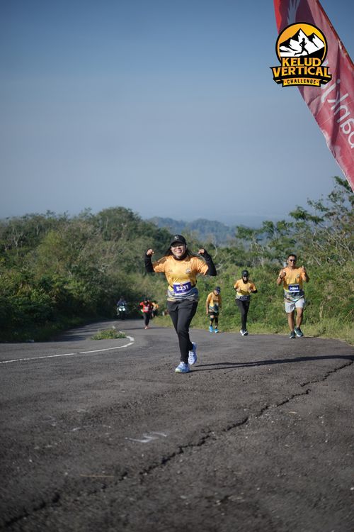 Race photo from Kelud Vertical Challenge 2024