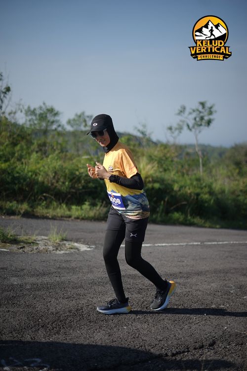 Race photo from Kelud Vertical Challenge 2024