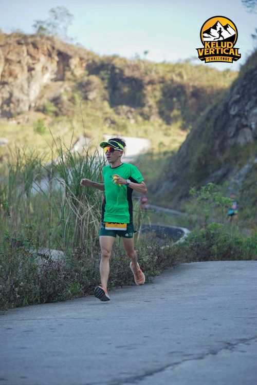 Race photo from Kelud Vertical Challenge 2024