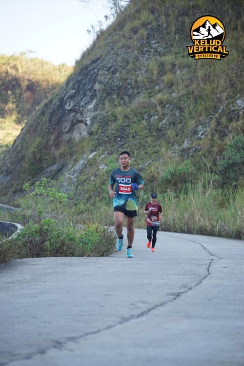 Race photo from Kelud Vertical Challenge 2024
