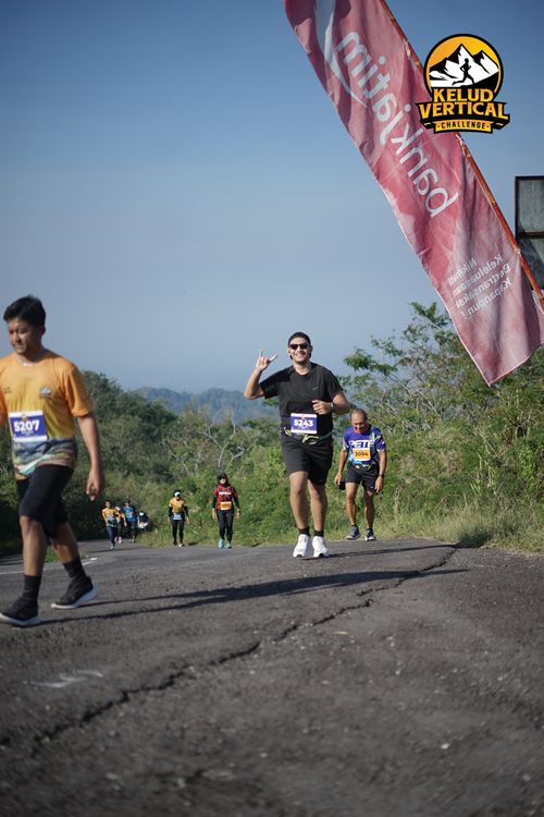Race photo from Kelud Vertical Challenge 2024