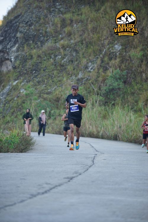 Race photo from Kelud Vertical Challenge 2024