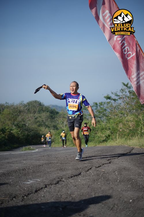 Race photo from Kelud Vertical Challenge 2024