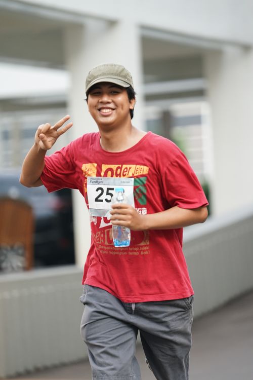 Race photo from Assurance Fun Run 2024