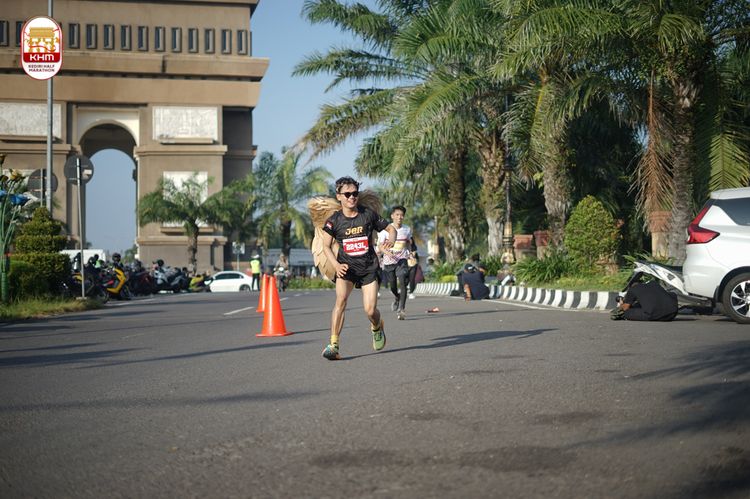 Race photo from Kediri Half Marathon 2024
