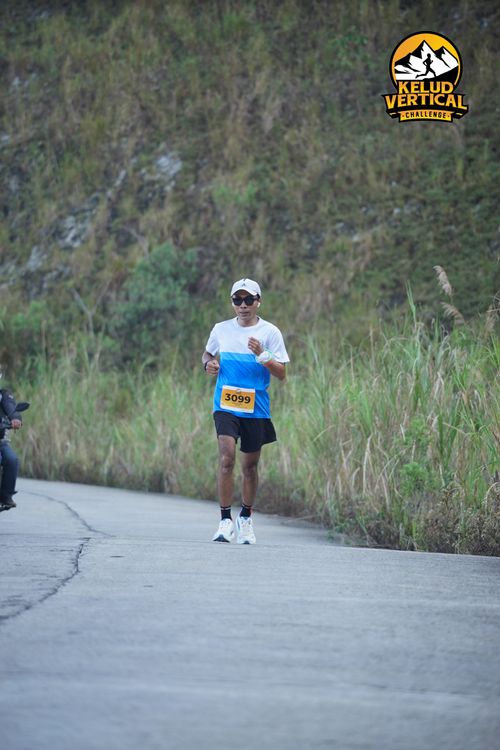 Race photo from Kelud Vertical Challenge 2024