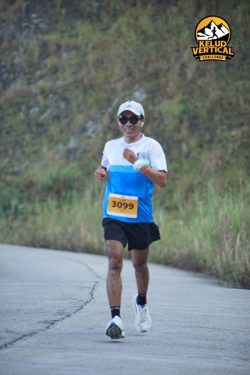 Race photo from Kelud Vertical Challenge 2024