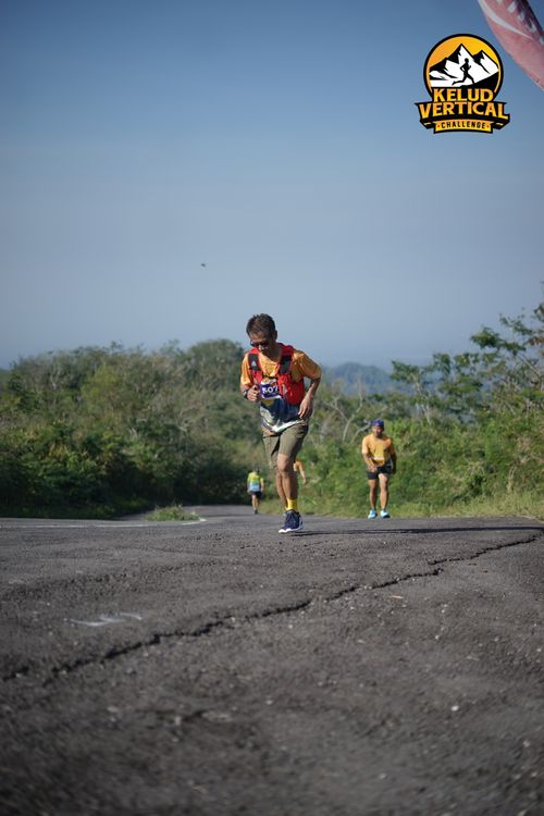 Race photo from Kelud Vertical Challenge 2024