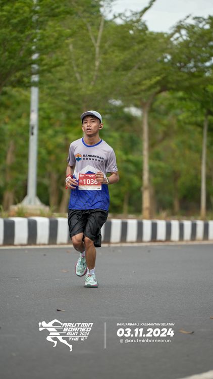 Race photo from Arutmin Borneo Run 2024