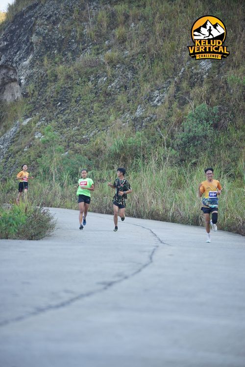 Race photo from Kelud Vertical Challenge 2024