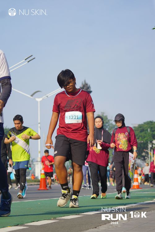 Race photo from Nu Skin Run 10K