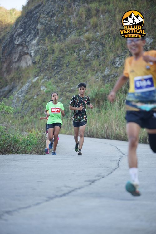 Race photo from Kelud Vertical Challenge 2024