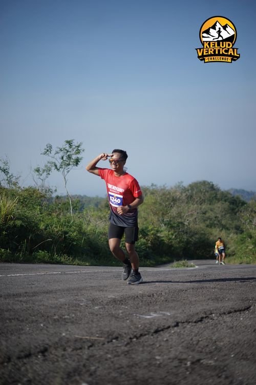 Race photo from Kelud Vertical Challenge 2024