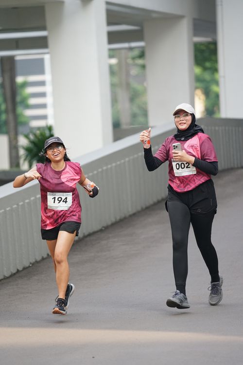 Race photo from Assurance Fun Run 2024
