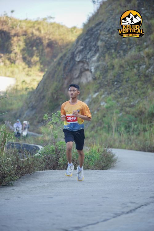 Race photo from Kelud Vertical Challenge 2024