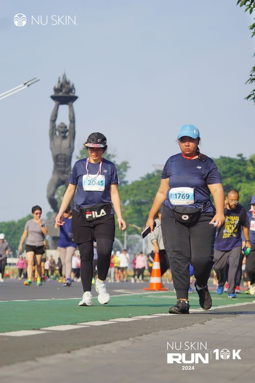 Race photo from Nu Skin Run 10K
