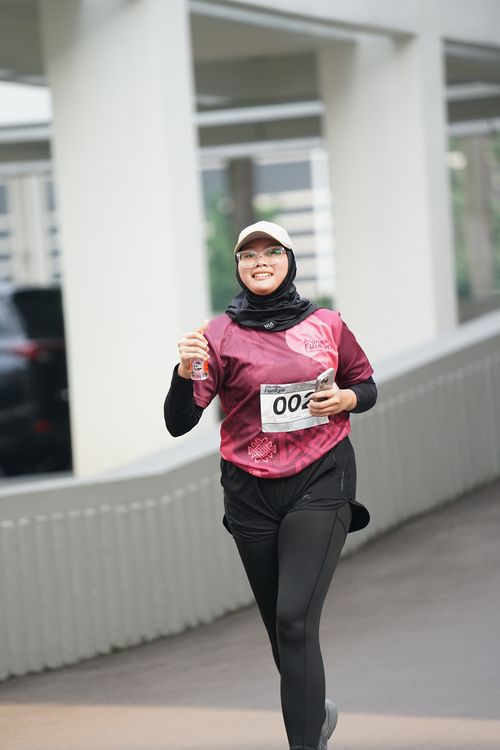 Race photo from Assurance Fun Run 2024