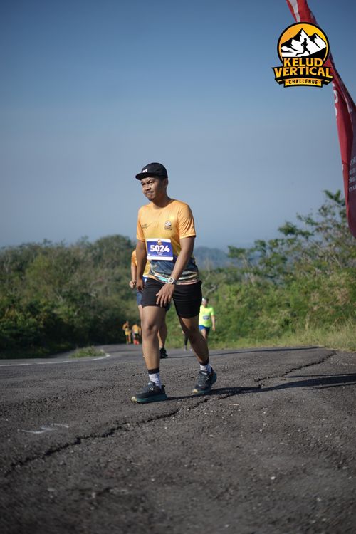 Race photo from Kelud Vertical Challenge 2024
